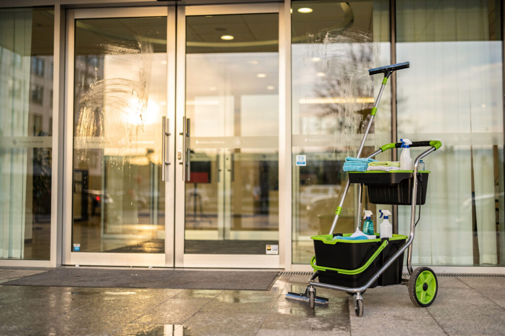 Was kostet die Objektbetreuung für Geschäftshäuser und wie erhalten Sie Ihr Angebot? – Gebäude- und Hausmeisterservice Baas